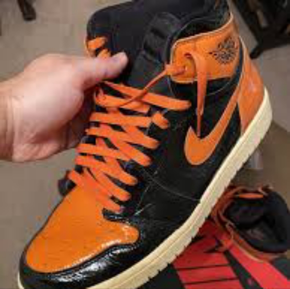 Jordan 1 shattered backboard ones - Picture 2 of 3